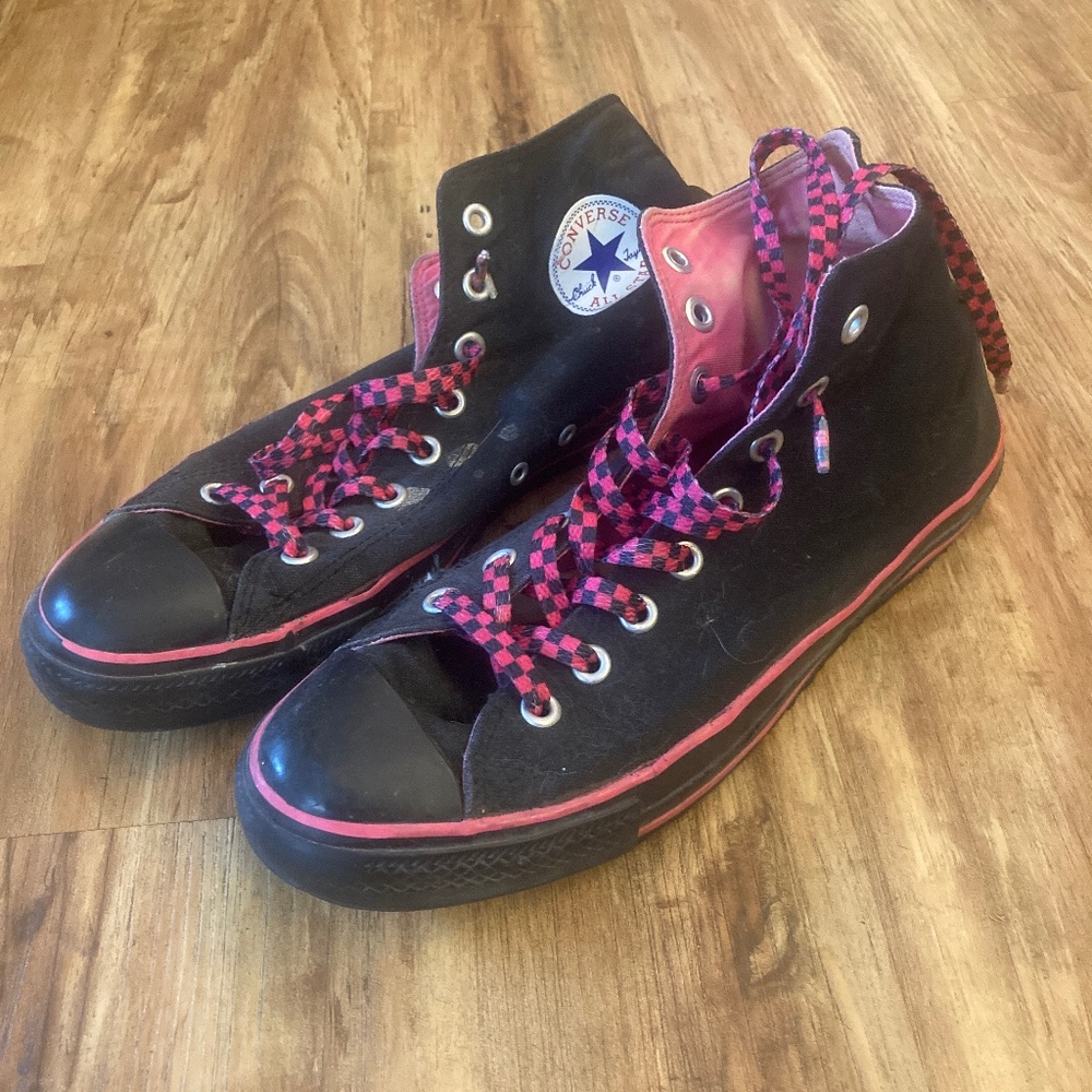 Converse Chuck Taylors Black/ Hot Pink High Tops